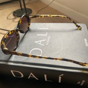 Sunday somewhere cat eye sunglasses